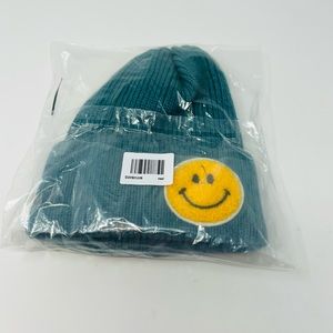 NWT Smiley Face Hat in Green